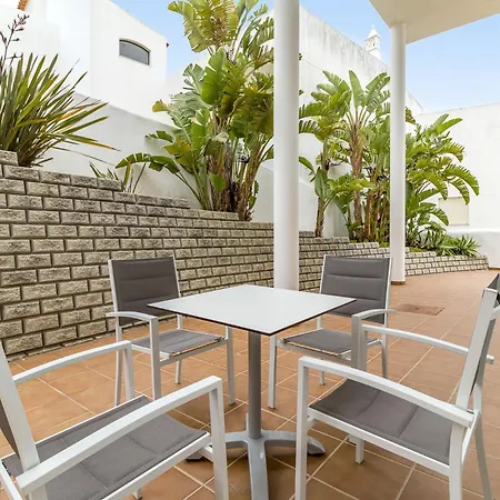 Charming Cliff Side With Stunning Views Daire *